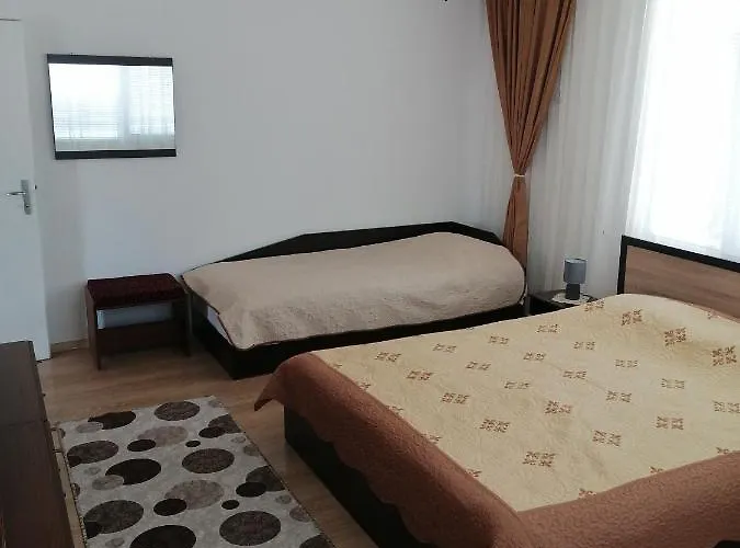 Lejlighed жани *