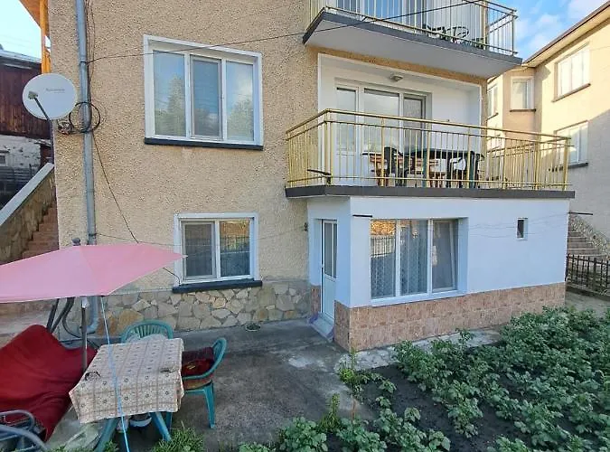 жани Lejlighed *